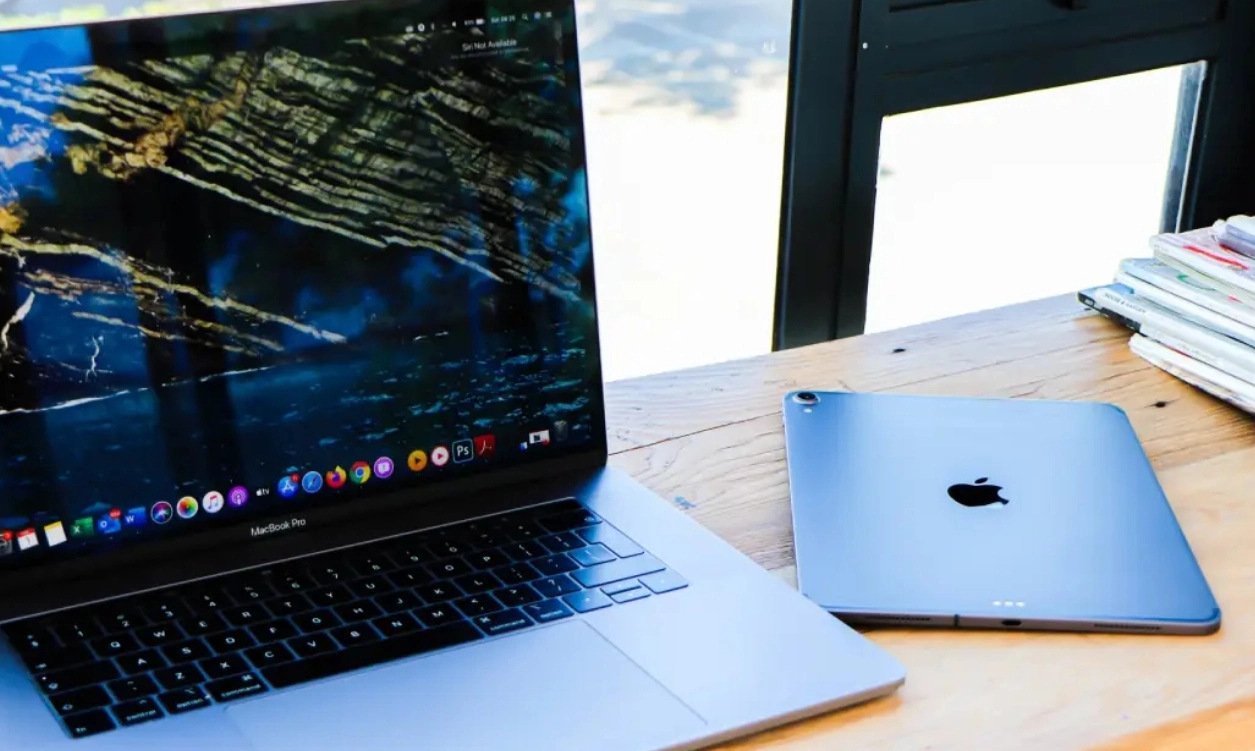 Macbook Siri Nasıl Çalıştırılır Kullanılır?